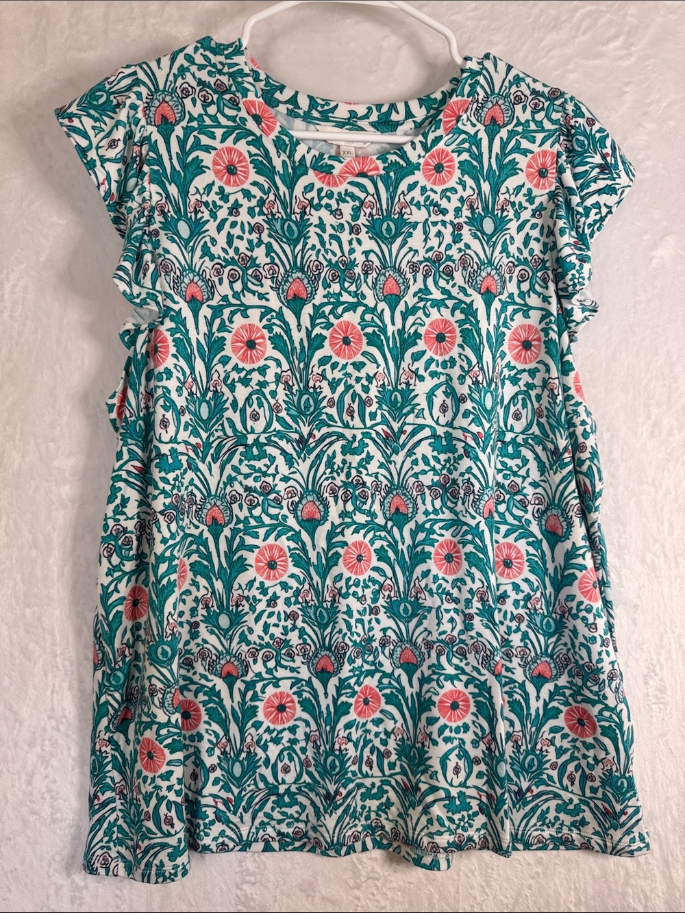 Crown & Ivy XXL Floral Sleeveless Blouse